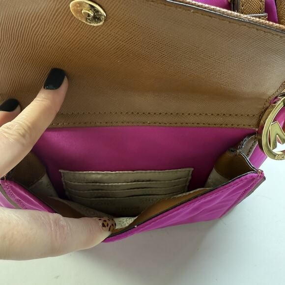 Michael Kors Jet Set Nylon Medium Pocket Tote Shoulder Bag Fuschia Pink 13x9x5 - Picture 2 of 12